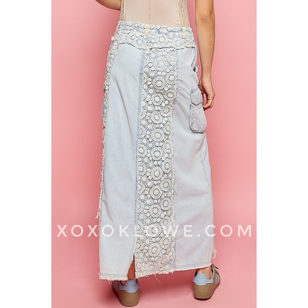 POL Vintage Washed Crochet Lace Paneled Denim Cargo Maxi Skirt - Picture 10 of 12
